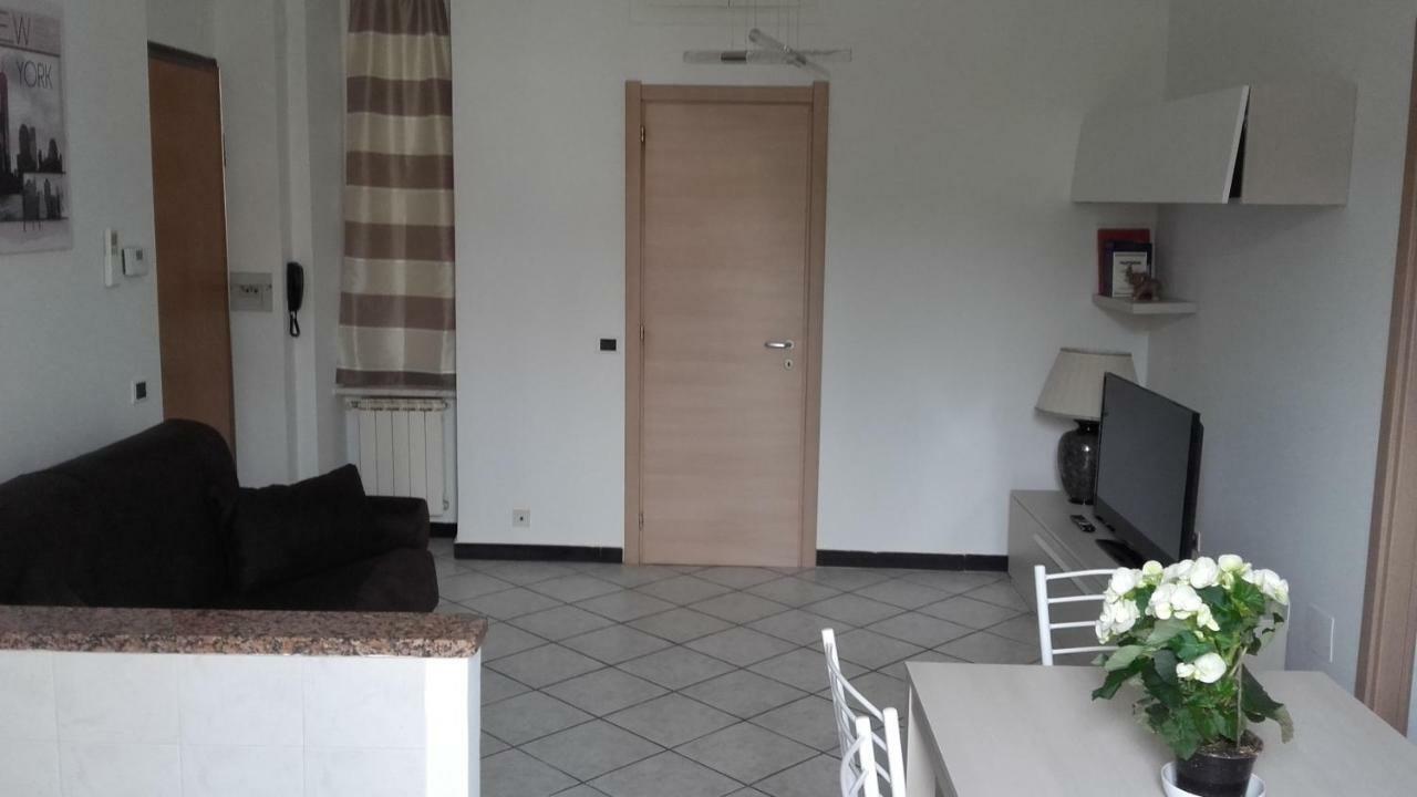 Station'S Windows Apartment La Spezia Exterior foto